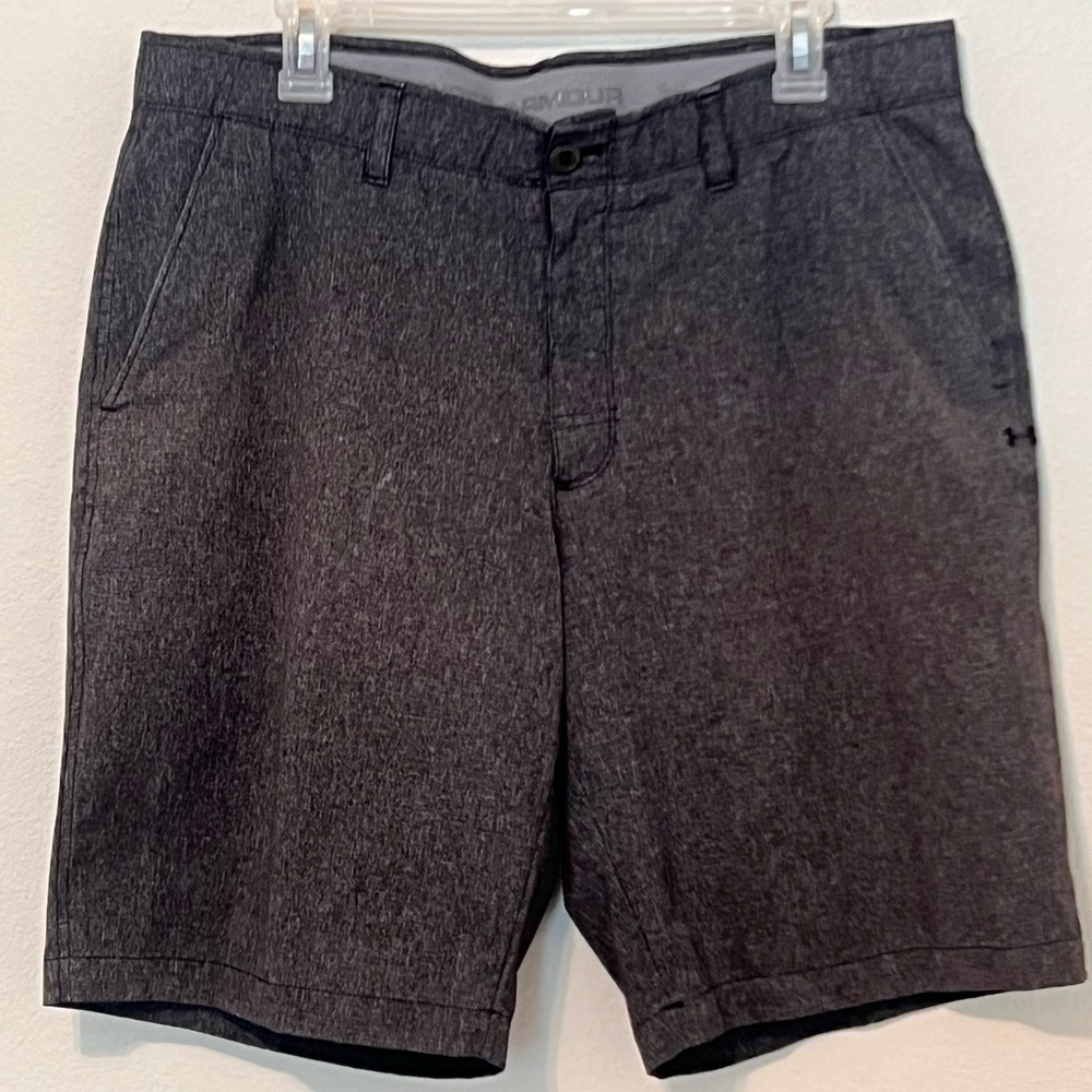 Under Armour Gray Flat Front Shorts Classic Style 38 (read description)